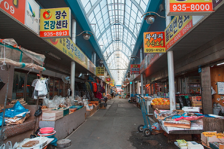 Boryeong Central Market — Boryeong Boryeong Downtown, Seongjusan & Gaehwa