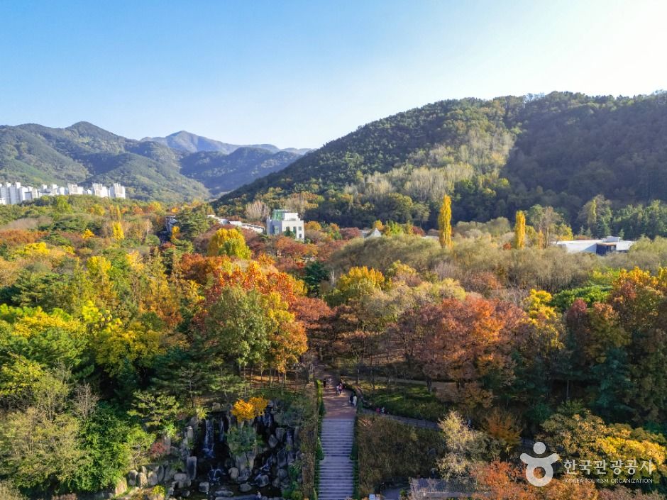 Duryu Park — Daegu Duryu & West Daegu