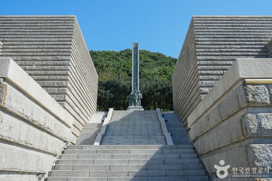 Incheon Landing Operation Memorial Hall — Incheon Songdo International City