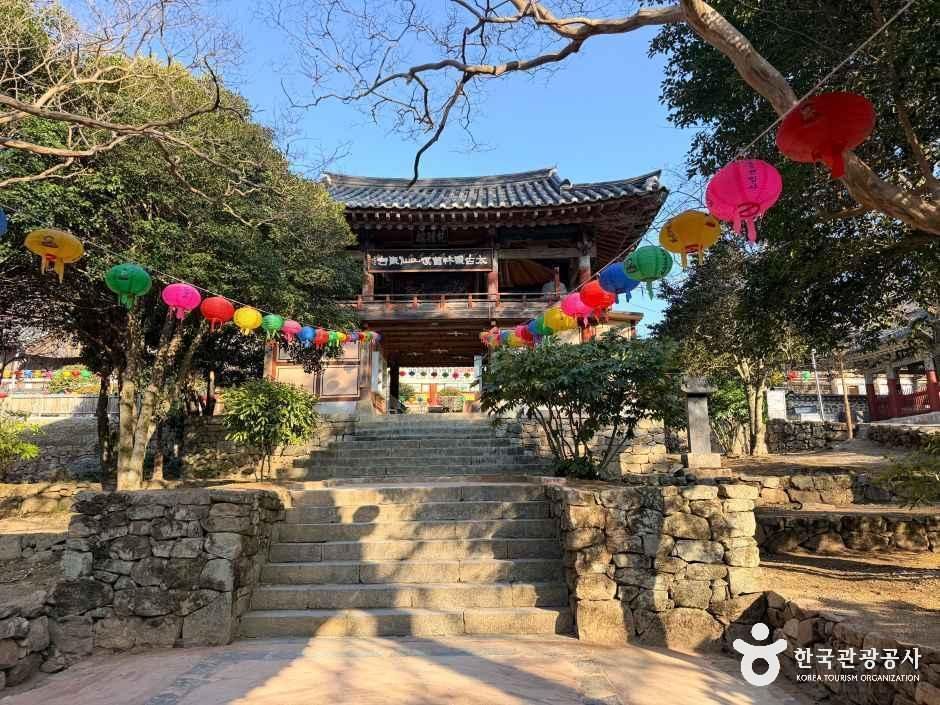 Seonamsa Temple — Suncheon Jogyesan, Songgwangsa & Seonamsa