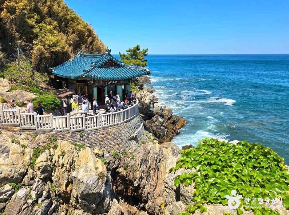Naksansa Temple — Yangyang Naksan & Mulchi