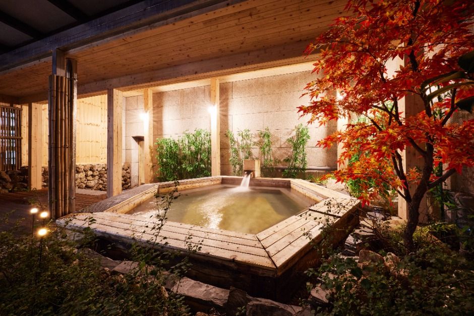 Osaek Carbonated Hot Spring — Yangyang Osaek, Hangyeryeong & Seomyeon