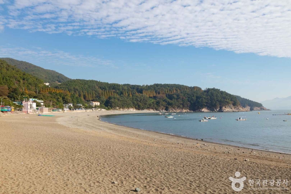 Manseongri Black Sand Beach — Yeosu Odongdo, Expo Site & Manseongri